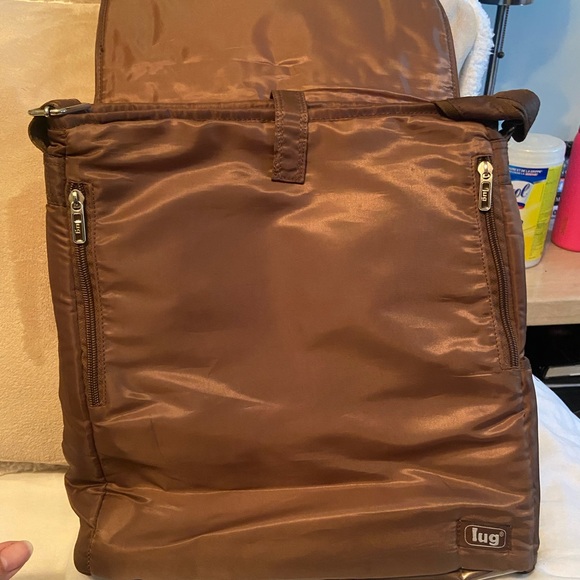 Lug brown purse in great condition, roomy, great cross body option. - Picture 4 of 4